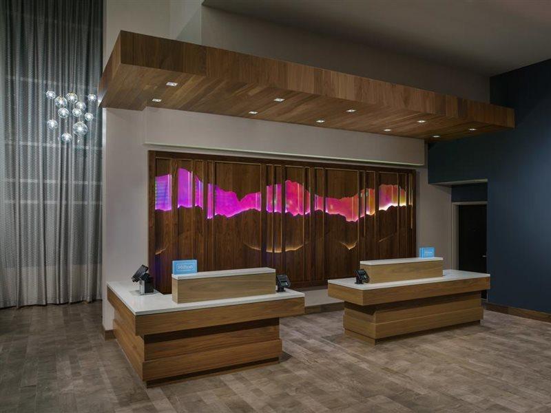 Hilton Garden Hotel 3*