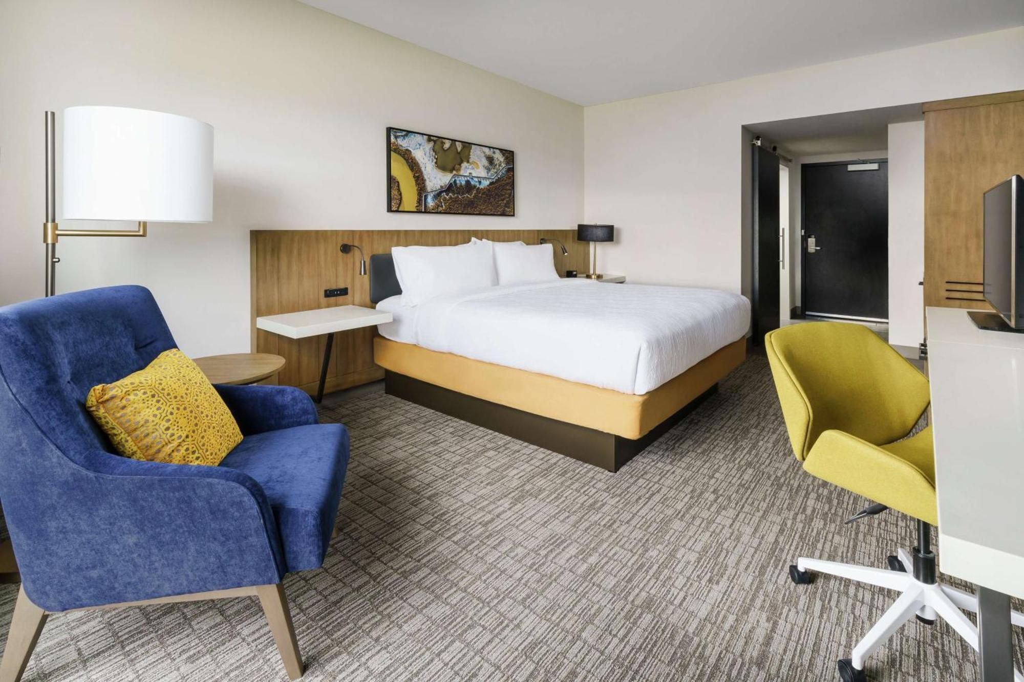 Hilton Garden 3*