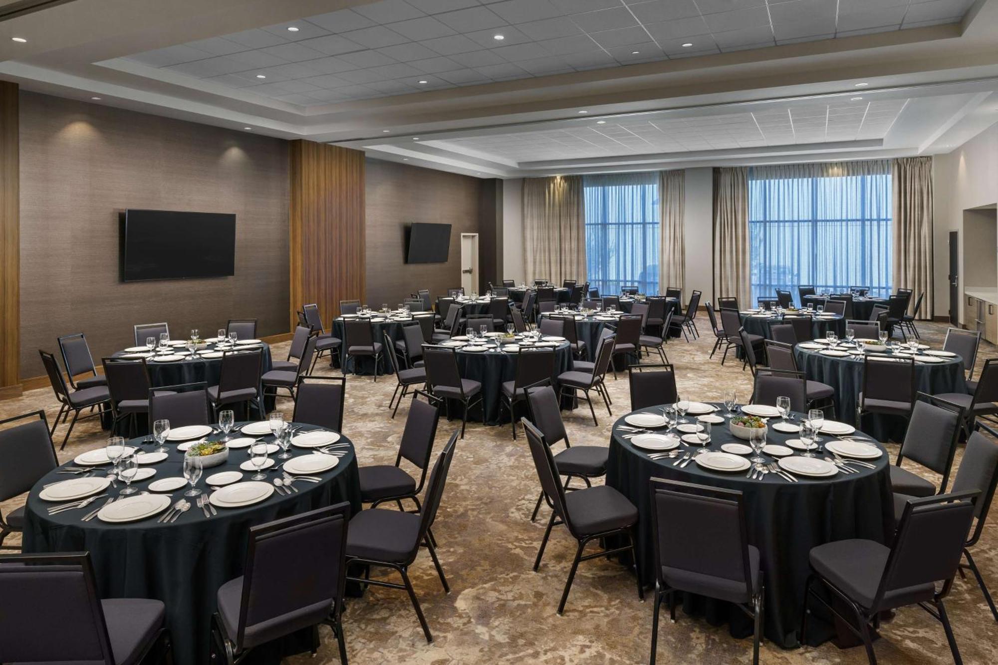 Hilton Garden